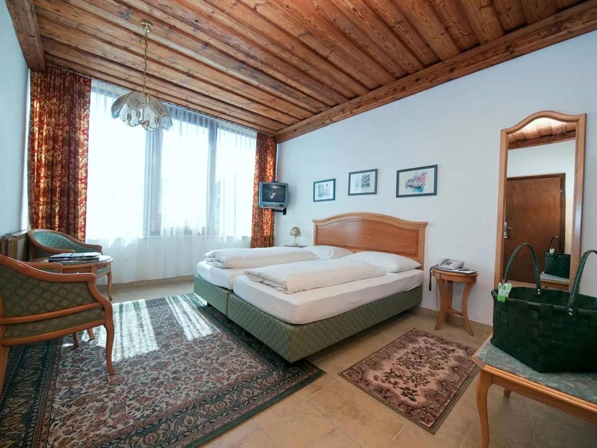 Gartenhotel & Weingut Pfeffel Dürnstein Pokój zdjęcie