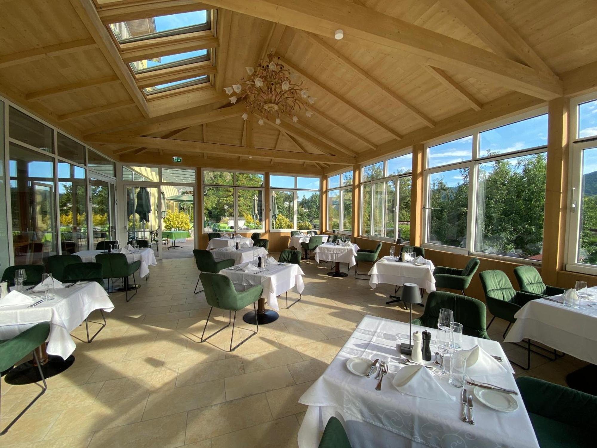 Gartenhotel & Weingut Pfeffel Dürnstein Zewnętrze zdjęcie